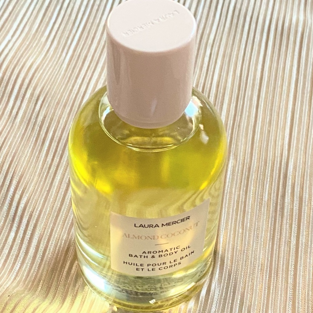 LAURA MERCIER ALMOND COCONUT Aromatic Bath & Body Oil 3.3oz - Picture 2 of 3